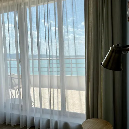 Romantic Getaway 1-bd With Sea View By Flat Mаnаger Lägenhet
