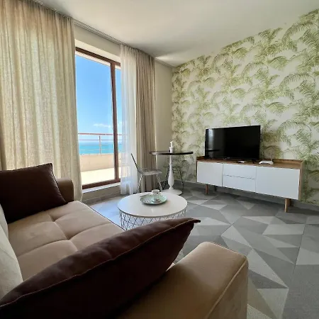 Apartment Romantic Getaway 1-bd With Sea View By Flat Mаnаger *